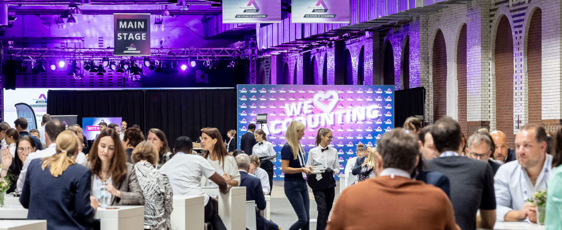 controlling-summit-freiticket-landingpage-messebereich_1100x450px controlling-summit-freiticket-landingpage-messebereich_1100x450px