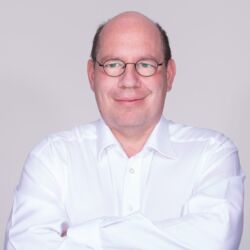 Dr. Wolfgang Faisst
