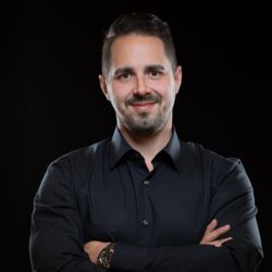 Manuel Holzer